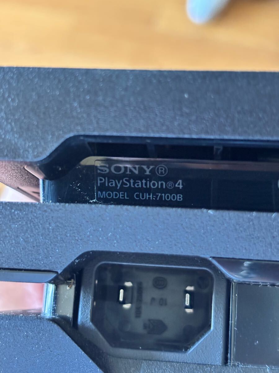 ソニー SONY PlayStation4 Pro PS4 プレステ4 CUH-7100B 1TB ソニー SONY PlayStation4 Pro PS4 プレステ4 CUH-7100B 1TB