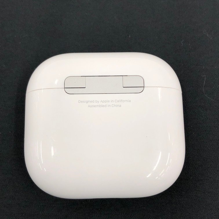 Apple AirPods4 ワイヤレスイヤホン A3050 A3053 A3058 箱あり Apple AirPods4 ワイヤレスイヤホン A3050 A3053 A3058 箱あり
