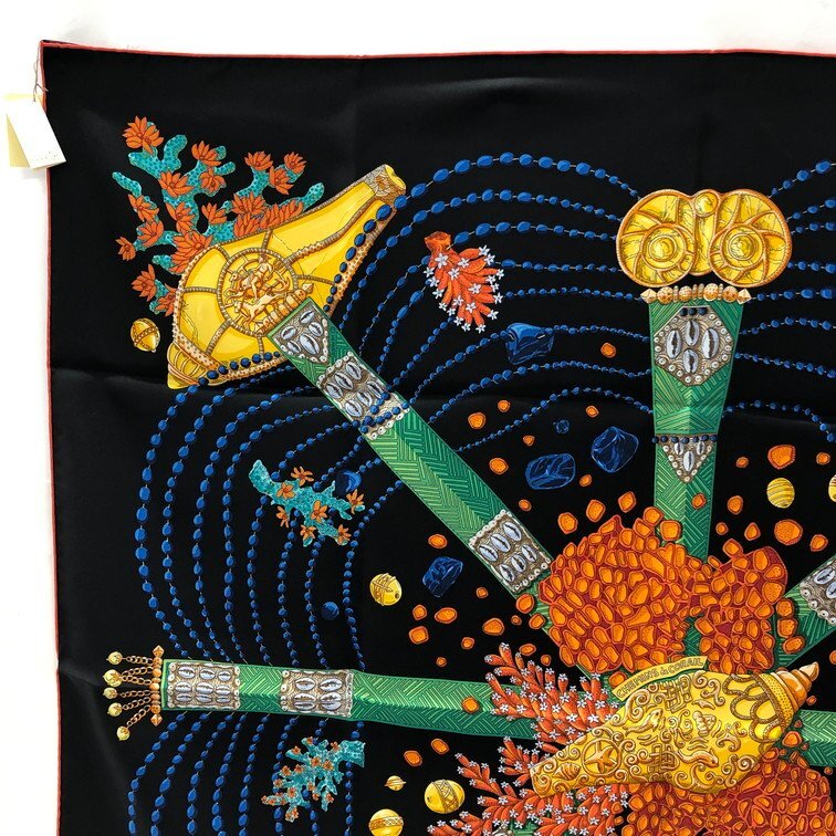 HERMES エルメス スカーフ カレ90 シルク タグあり 箱あり HERMES エルメス スカーフ カレ90 シルク タグあり 箱あり