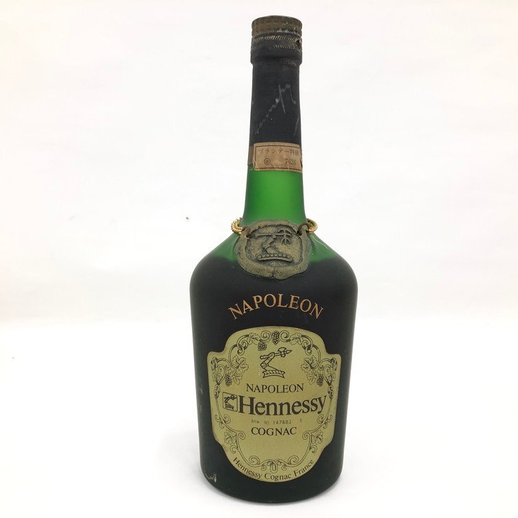 Hennessy ヘネシー ナポレオン グリーンボトル コニャック 700ml Hennessy ヘネシー ナポレオン グリーンボトル コニャック 700ml