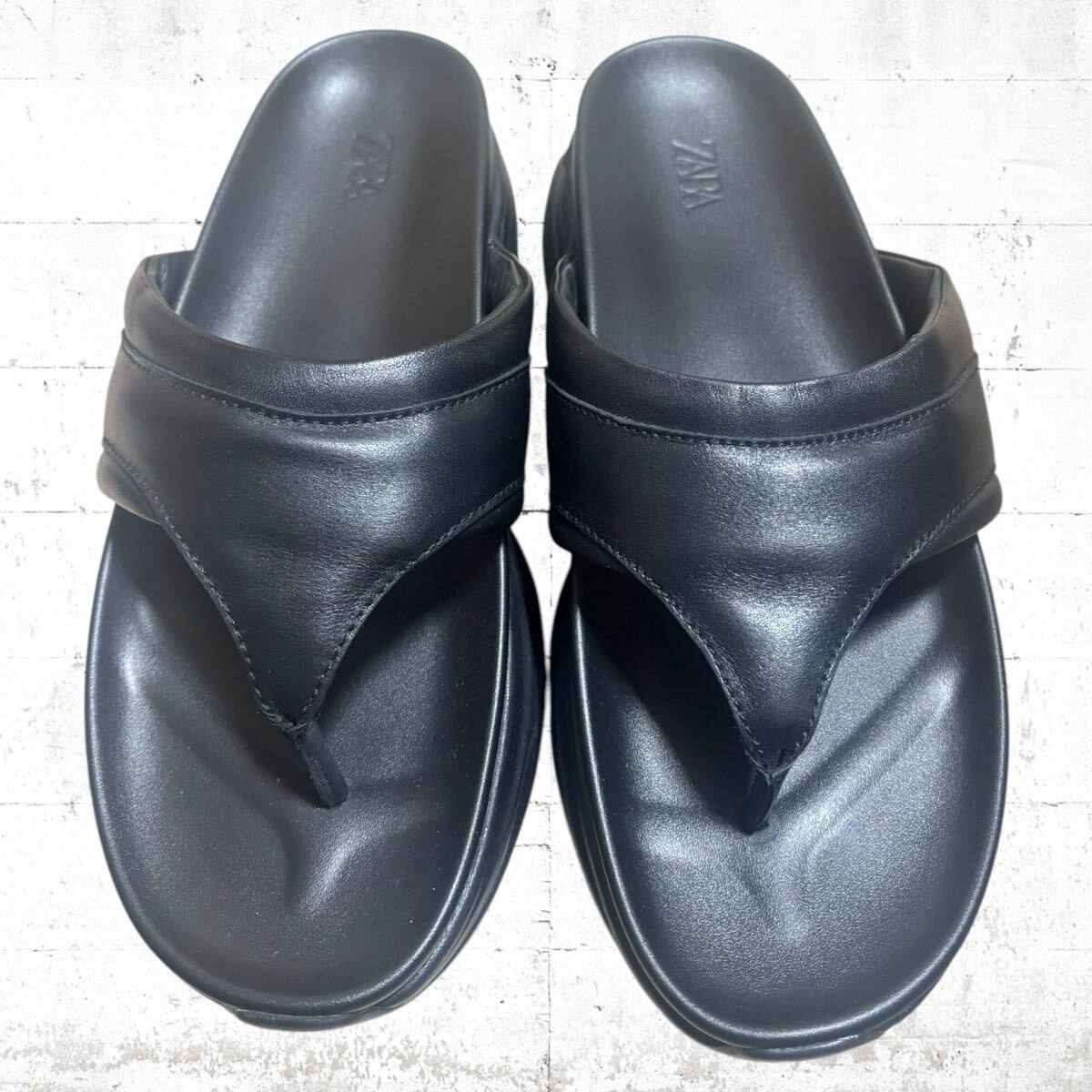 新品未使用 ZARA VIBRAM レザー トング サンダル 厚底 27 5cm 新品未使用 ZARA VIBRAM レザー トング サンダル 厚底 27 5cm