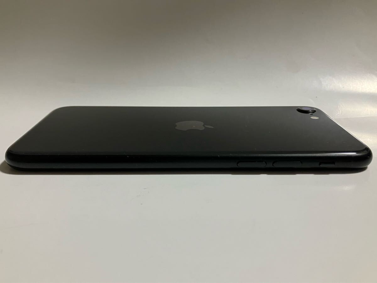 外観美品 SIMフリー iPhoneSE 第2世代 64GB 90% ブラック 判定 外観美品 SIMフリー iPhoneSE 第2世代 64GB 90% ブラック 判定