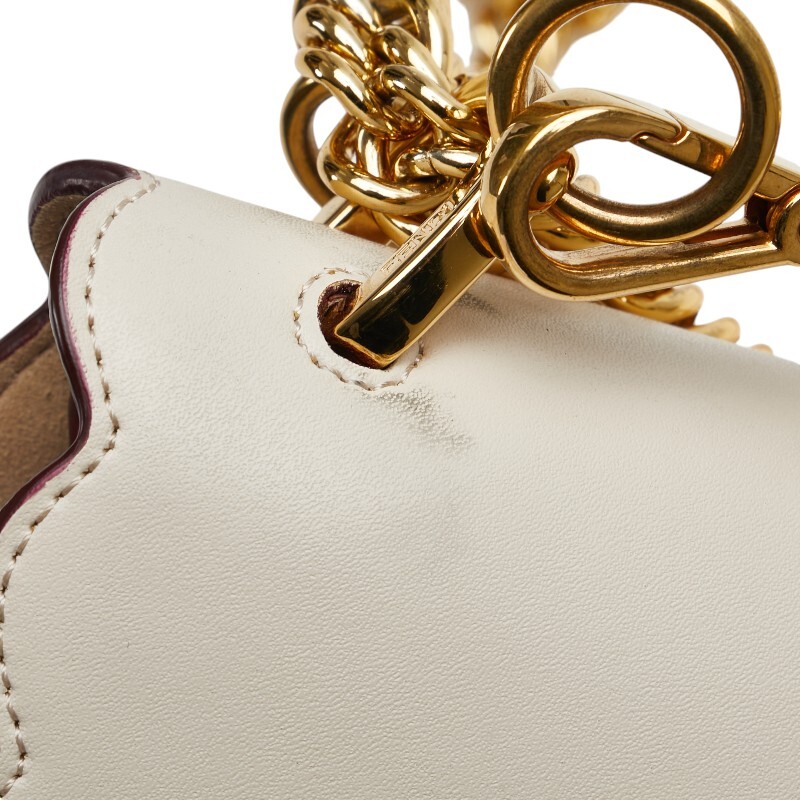  Fendi kyanai цепь ручная сумочка сумка на плечо 2WAY 8BT283 бежевая кожа женский FENDI [ б/у ]