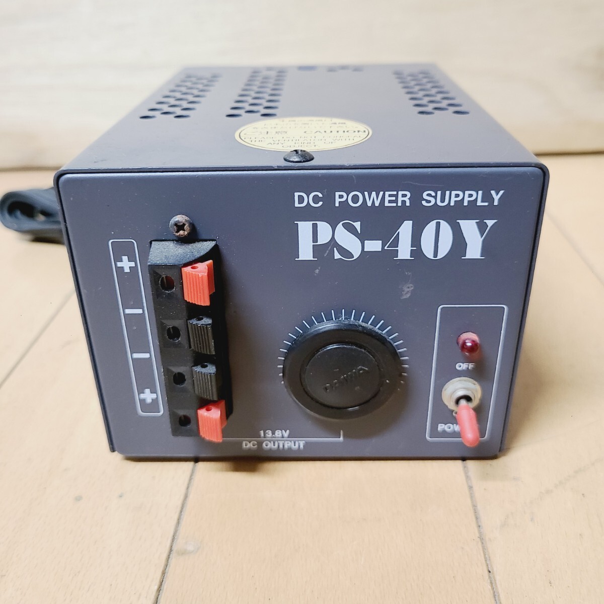 0427**DAIWA DC POWER SUPPLY 13.8V стабилизированный источник питания PS-40Y прикуриватель **