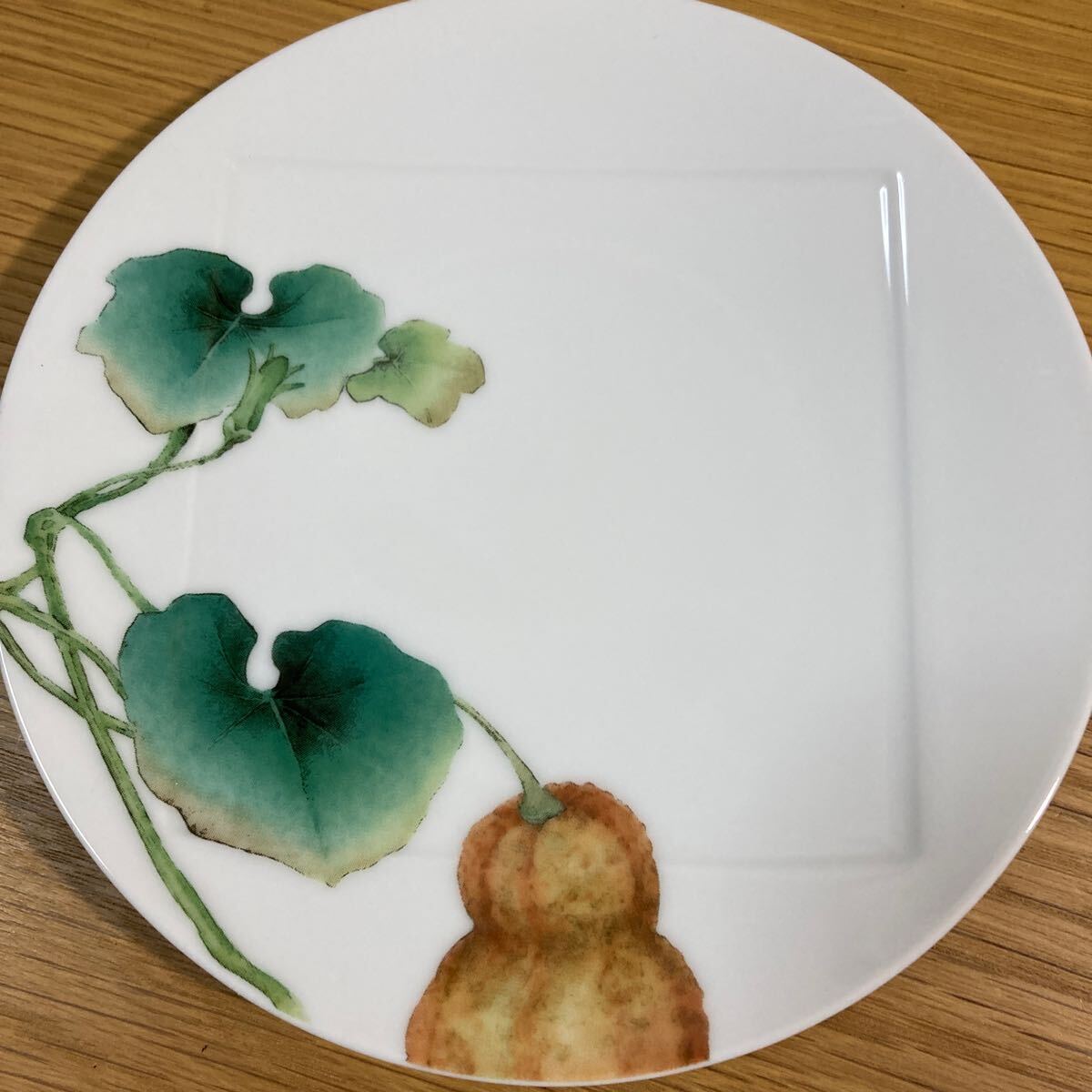 ▼ ノリタケ≪京香旬彩 プレート ５枚≫約15cm デザートプレート 野菜_画像2