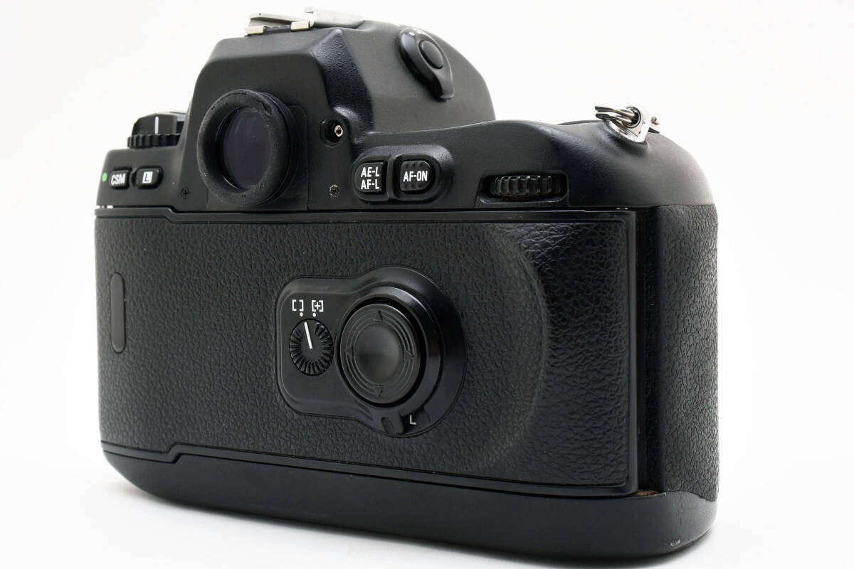 ニコン Nikon F100 AF NIKKOR 35-70mm 3.3-4.5 #2427304-20A-B2 ニコン Nikon F100 AF NIKKOR 35-70mm 3.3-4.5 #2427304-20A-B2