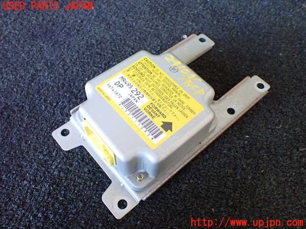 1UPJ-24106145]デリカ スペースギア(PD6W)エアバッグコンピューター 中古