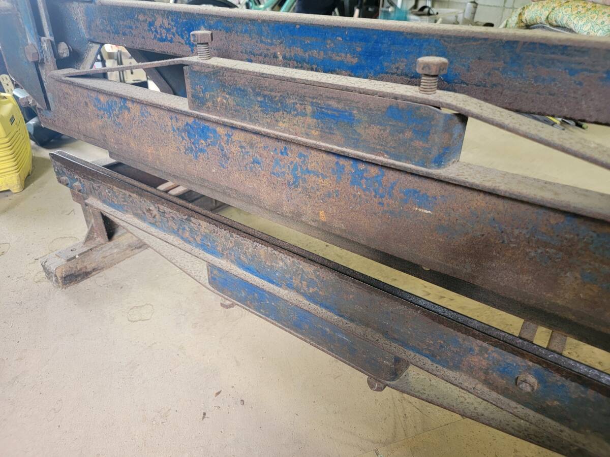 建築板金機械 屋根板金 折り曲げ機 機械幅107cm 引き取り限定 建築板金機械 屋根板金 折り曲げ機 機械幅107cm 引き取り限定