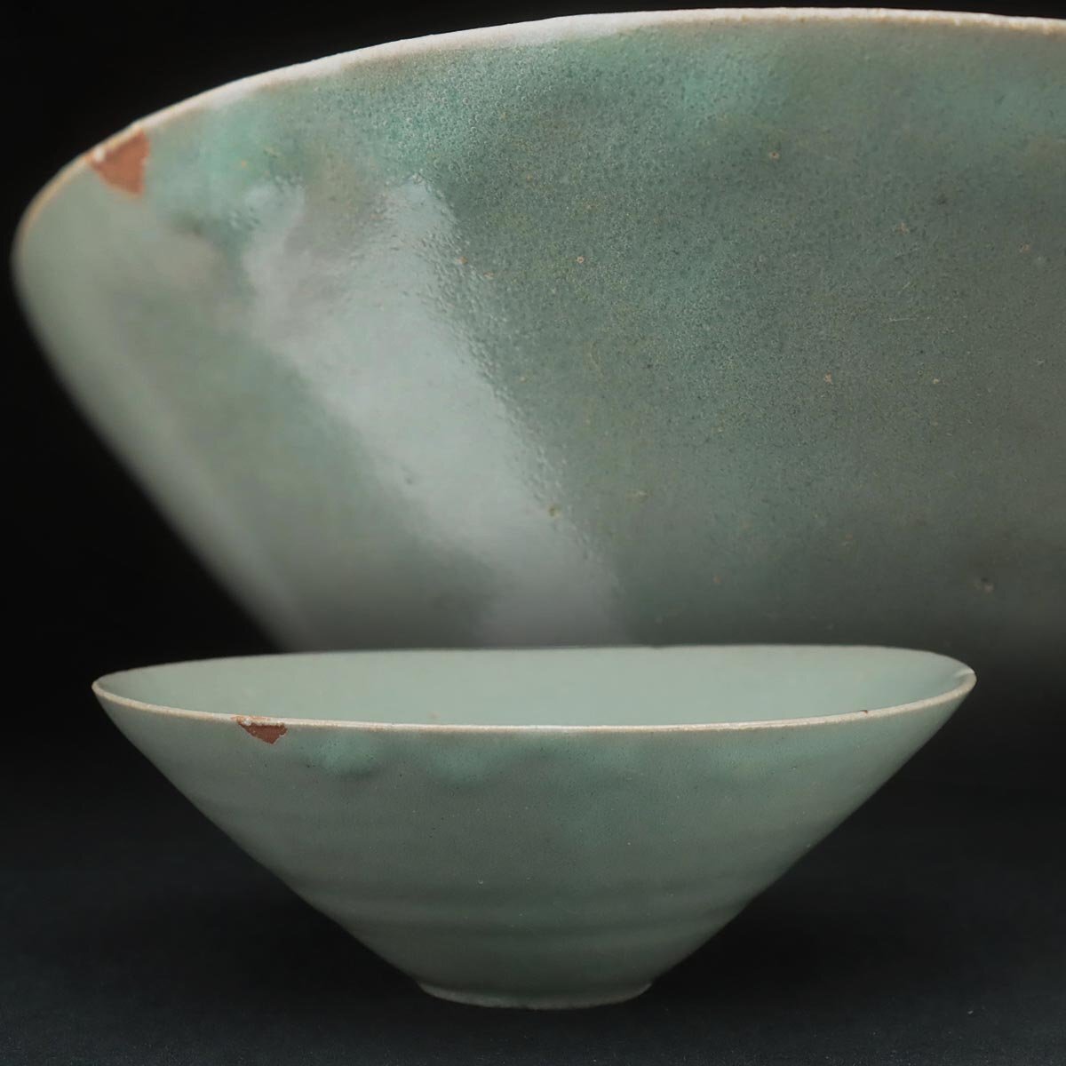 EZ141 朝鮮古美術 高麗青磁茶碗・青釉斗笠碗 径14.6cm 木箱附 EZ141 朝鮮古美術 高麗青磁茶碗・青釉斗笠碗 径14.6cm 木箱附