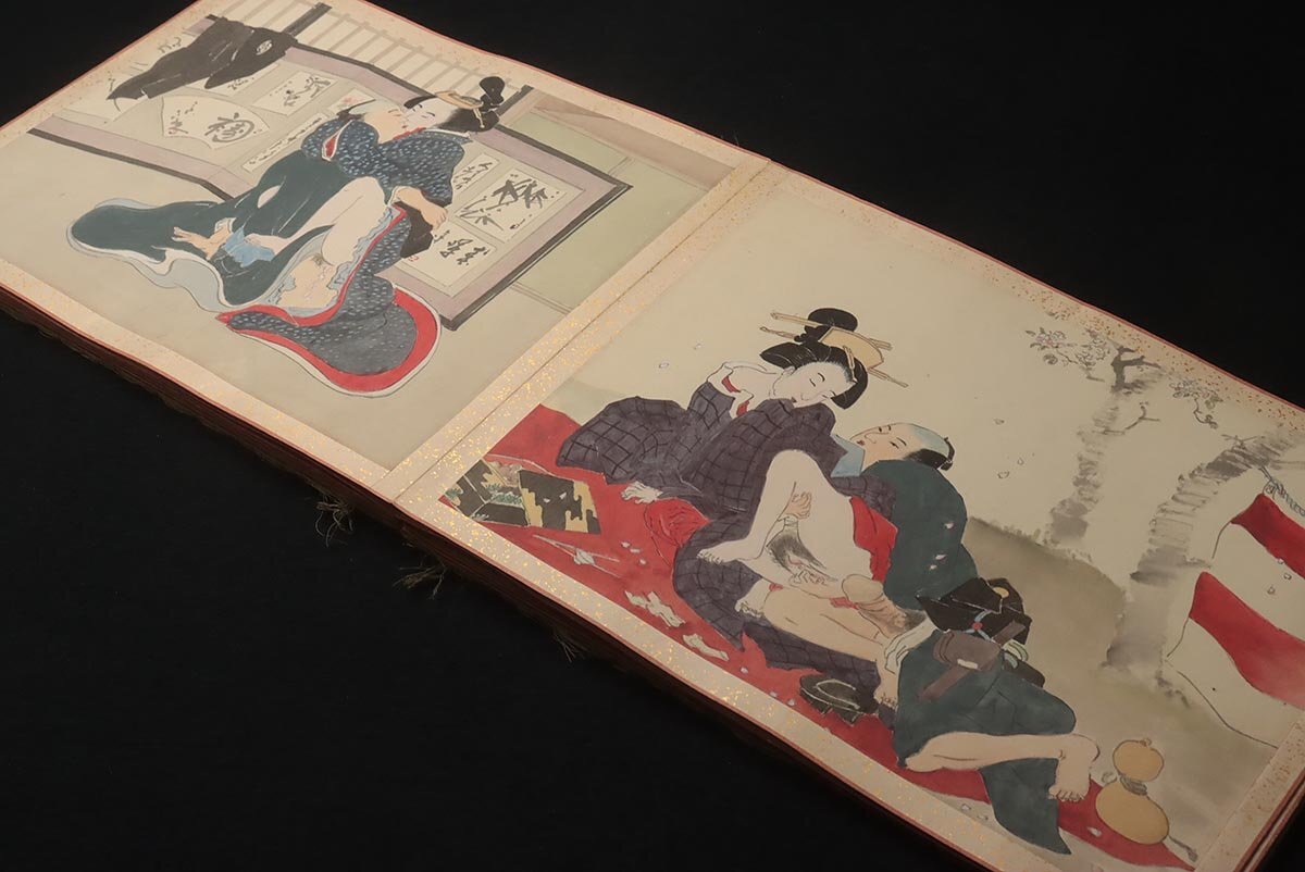 EZ414 時代物 肉筆 絹本彩色 浮世絵「春画」全十二図 画帖 横 EZ414 時代物 肉筆 絹本彩色 浮世絵「春画」全十二図 画帖 横