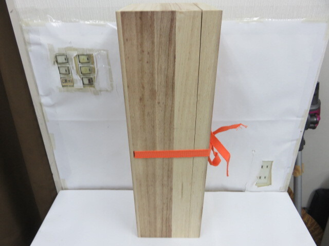 68889A 森伊蔵 純正 桐箱 1800 ml 用 1.8 1升 木箱 箱のみ 酒 68889A 森伊蔵 純正 桐箱 1800 ml 用 1.8 1升 木箱 箱のみ 酒