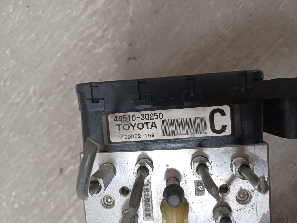 クラウン マジェスタ C仕様 後期 (UZS186) 純正 破損無 動作保証 ABSアクチュエーター 44510-30250 p053832