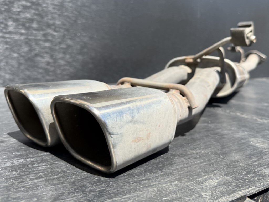 ヴェルファイア 3.5V Lエディション 前期(GGH20) 純正OP MODELLISTA 凹無 リアマフラー モデリスタ リアピース セミステンレス p054358