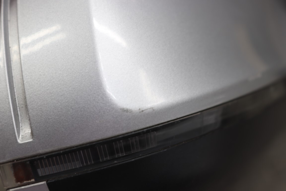 アウディ A4 アバント 1.8T(8KCDH 8K) 右 ドアミラー 電格 10P+2P 10ピン+2ピン ウィンカー ヒーター付 シルバー系 サイドミラー p054096