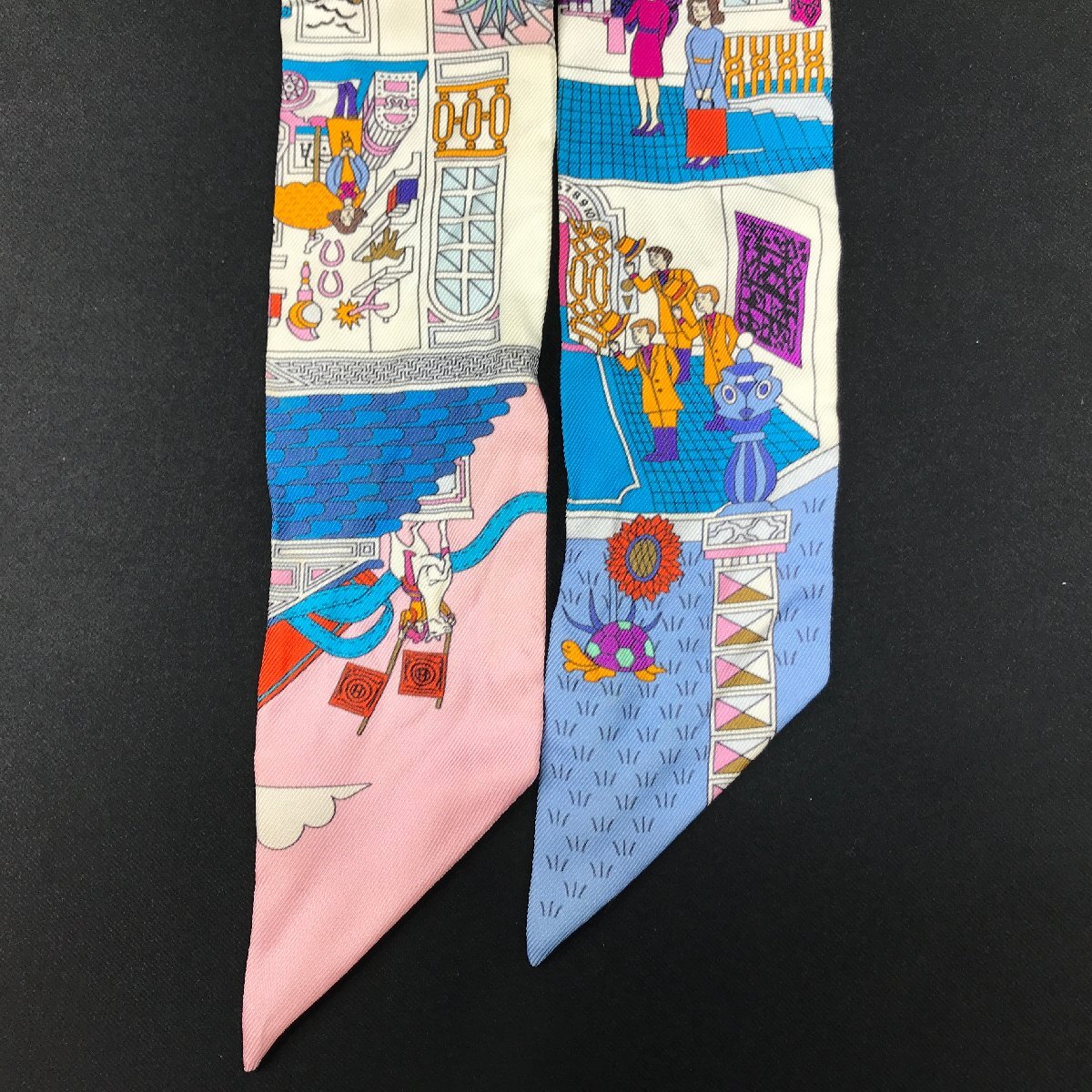 HERMES エルメス LA MAISON DES CARRES メゾンドカレ ツイリー HERMES エルメス LA MAISON DES CARRES メゾンドカレ ツイリー