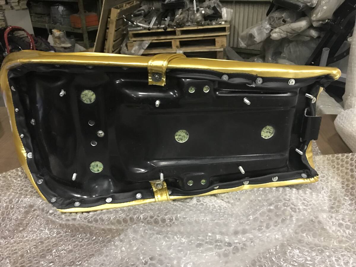 ザリ川口三段シート45cmゴールド一色 張り替え後未使用 GSX400E ザリ川口三段シート45cmゴールド一色 張り替え後未使用 GSX400E