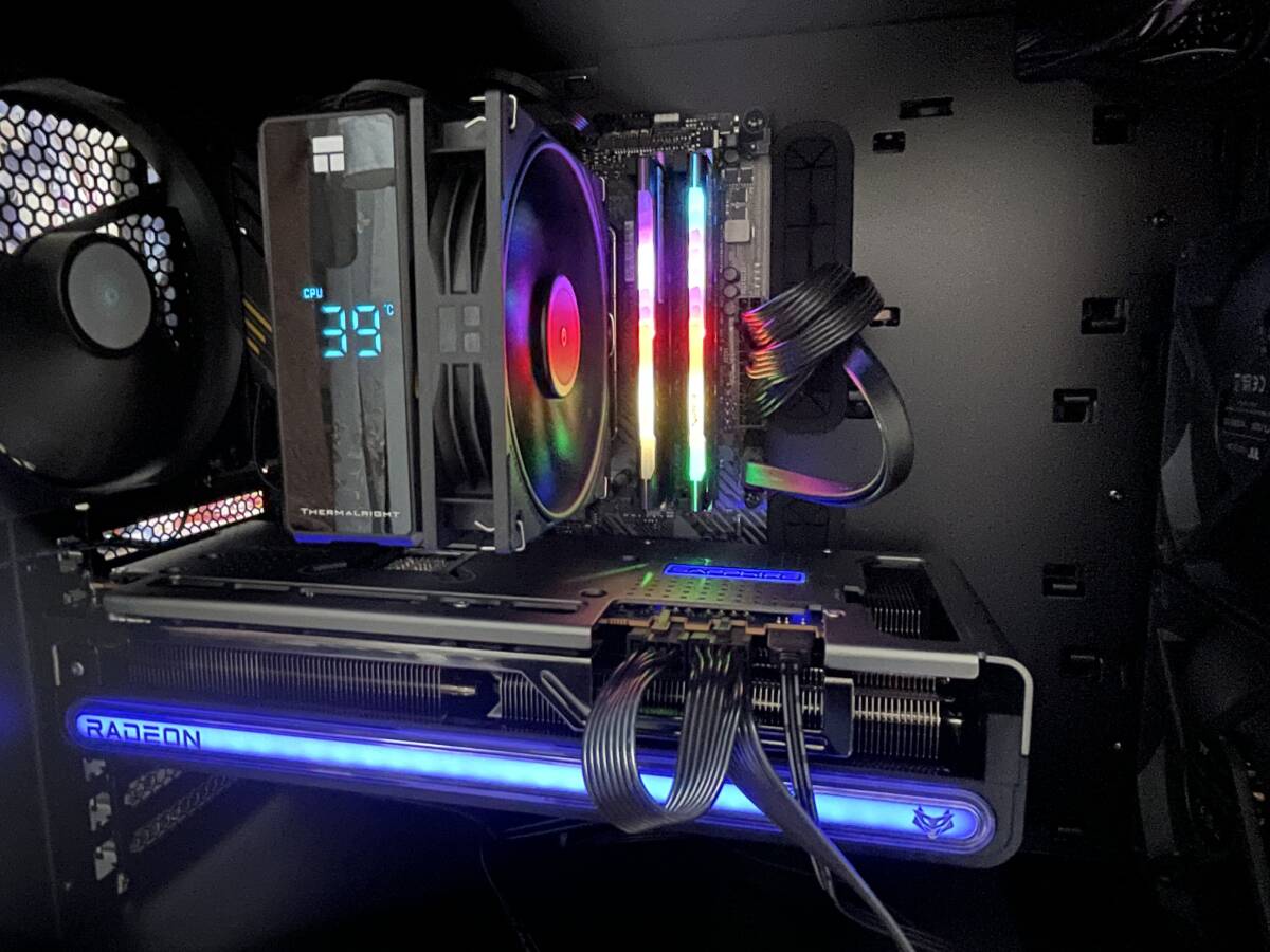 新品保証有RX 7800XT/Ryzen 7 5700X3D/RGBメモリ32GB/80PLUS 新品保証有RX 7800XT/Ryzen 7 5700X3D/RGBメモリ32GB/80PLUS