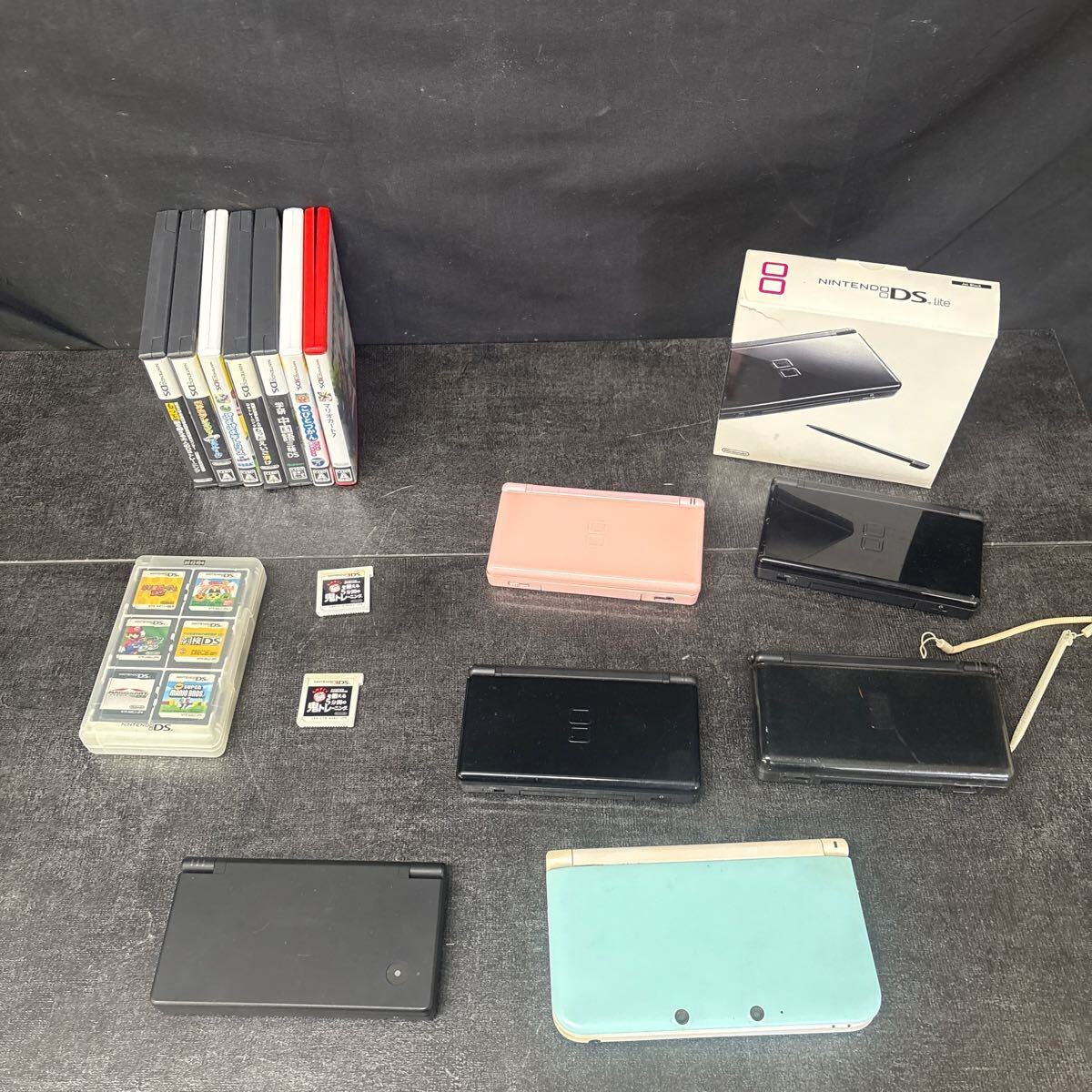 Nintendo DS 6台 まとめ ソフト付き 3DS LL SPR-001 DSi TWL-001 Nintendo DS 6台 まとめ ソフト付き 3DS LL SPR-001 DSi TWL-001