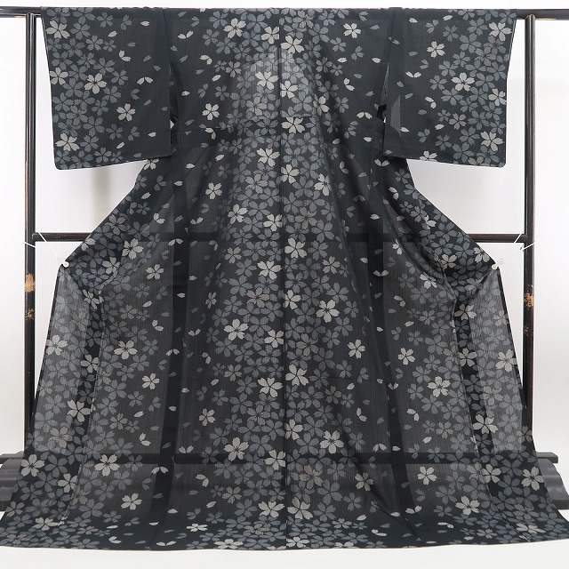 tomihisa 新品 紗 桜 夏着物“桜を湛えて絣を愉しむ今も昔も夏 tomihisa 新品 紗 桜 夏着物“桜を湛えて絣を愉しむ今も昔も夏
