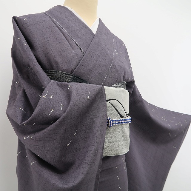 tomihisa 新品 寿紬工場謹製 紗紬 メダカ 夏着物“季節を標すいと tomihisa 新品 寿紬工場謹製 紗紬 メダカ 夏着物“季節を標すいと