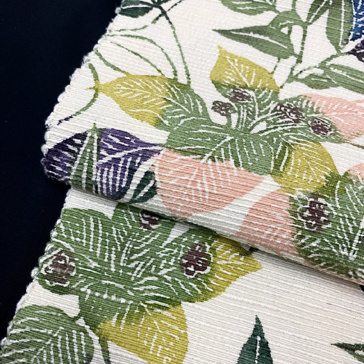 着物月花 江戸紅型 結城紬 品のある花 八寸紬名古屋帯 未使用品 着物月花 江戸紅型 結城紬 品のある花 八寸紬名古屋帯 未使用品