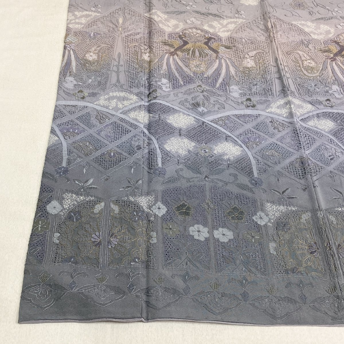 着物月花 三大総刺繍 相良刺繍 蘇州刺繍 仙頭刺繍 絞り ぼかし染 着物月花 三大総刺繍 相良刺繍 蘇州刺繍 仙頭刺繍 絞り ぼかし染