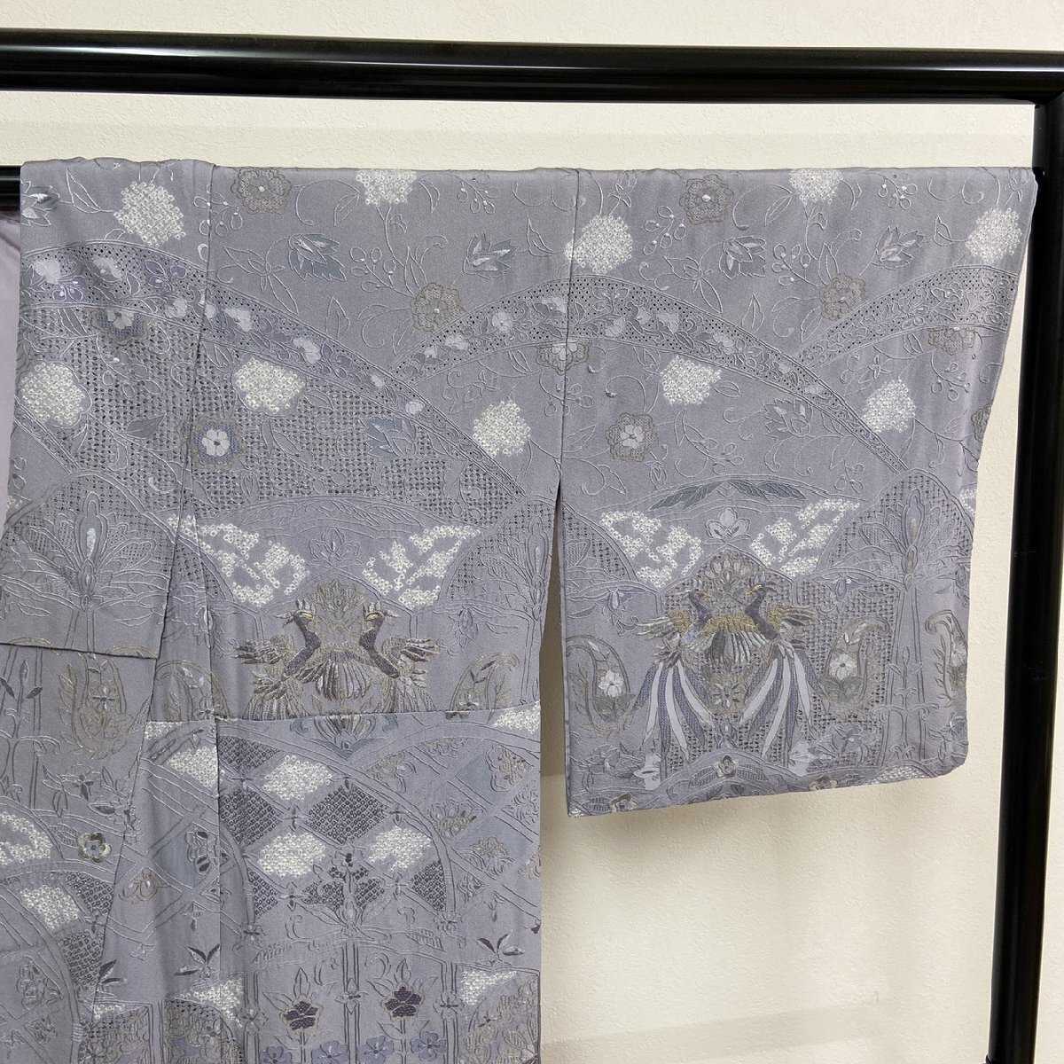 着物月花 三大総刺繍 相良刺繍 蘇州刺繍 仙頭刺繍 絞り ぼかし染 着物月花 三大総刺繍 相良刺繍 蘇州刺繍 仙頭刺繍 絞り ぼかし染