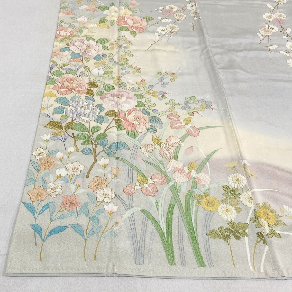 着物月花 総刺繍 蘇州刺繍 相良刺繍 ぼかし染 品のある花 訪問着 着物月花 総刺繍 蘇州刺繍 相良刺繍 ぼかし染 品のある花 訪問着