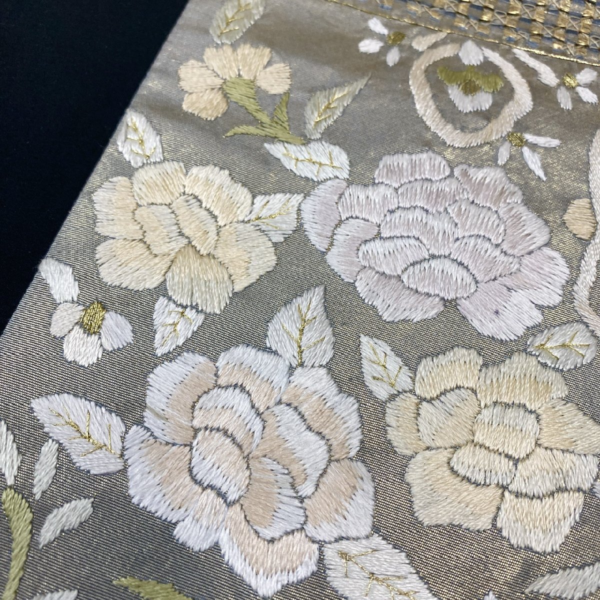 着物月花 三大総刺繍 仙頭刺繍 相良刺繍 蘇州刺繍 引箔 品のある 着物月花 三大総刺繍 仙頭刺繍 相良刺繍 蘇州刺繍 引箔 品のある
