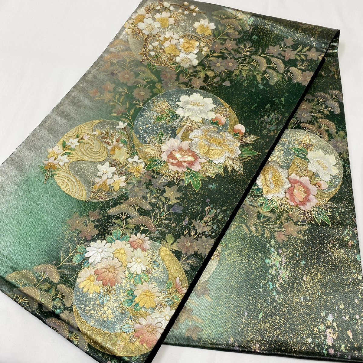 着物月花 螺鈿細工 引箔 金彩 刺繍 品のある花 袋帯 お太鼓柄 着物月花 螺鈿細工 引箔 金彩 刺繍 品のある花 袋帯 お太鼓柄