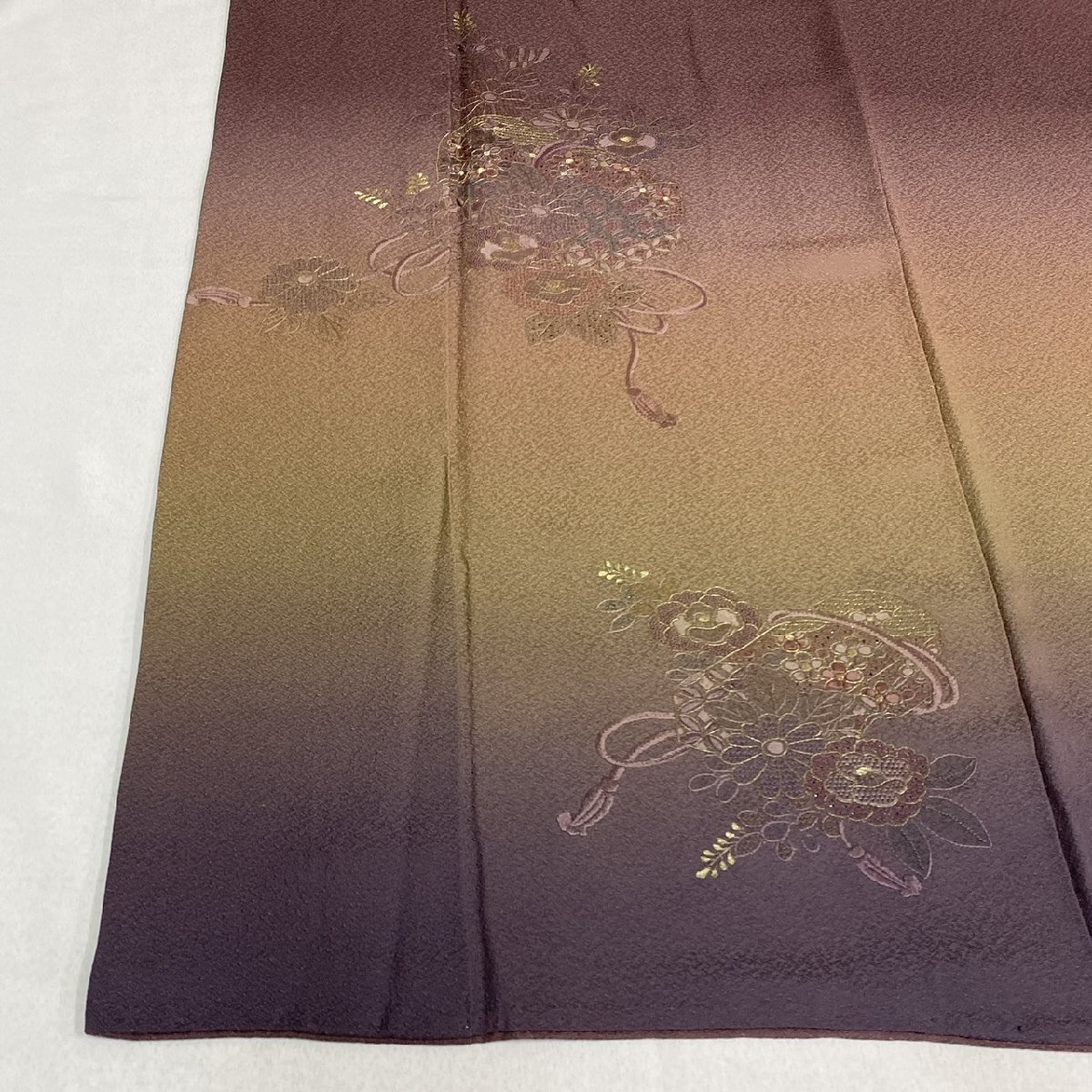 着物月花 三大総刺繍 相良刺繍 仙頭刺繍 蘇州刺繍 ぼかし染 品の 着物月花 三大総刺繍 相良刺繍 仙頭刺繍 蘇州刺繍 ぼかし染 品の