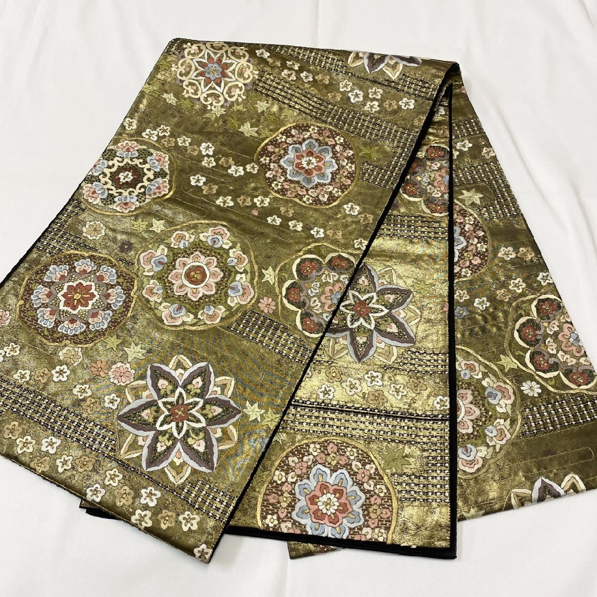 着物月花 三大総刺繍 相良刺繍 蘇州刺繍 仙頭刺繍 引箔 華文様 着物月花 三大総刺繍 相良刺繍 蘇州刺繍 仙頭刺繍 引箔 華文様