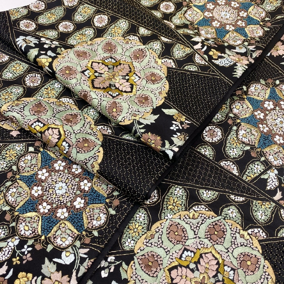 着物月花 三大総刺繍 仙頭刺繍 相良刺繍 蘇州刺繍 華文様 袋帯 着物月花 三大総刺繍 仙頭刺繍 相良刺繍 蘇州刺繍 華文様 袋帯