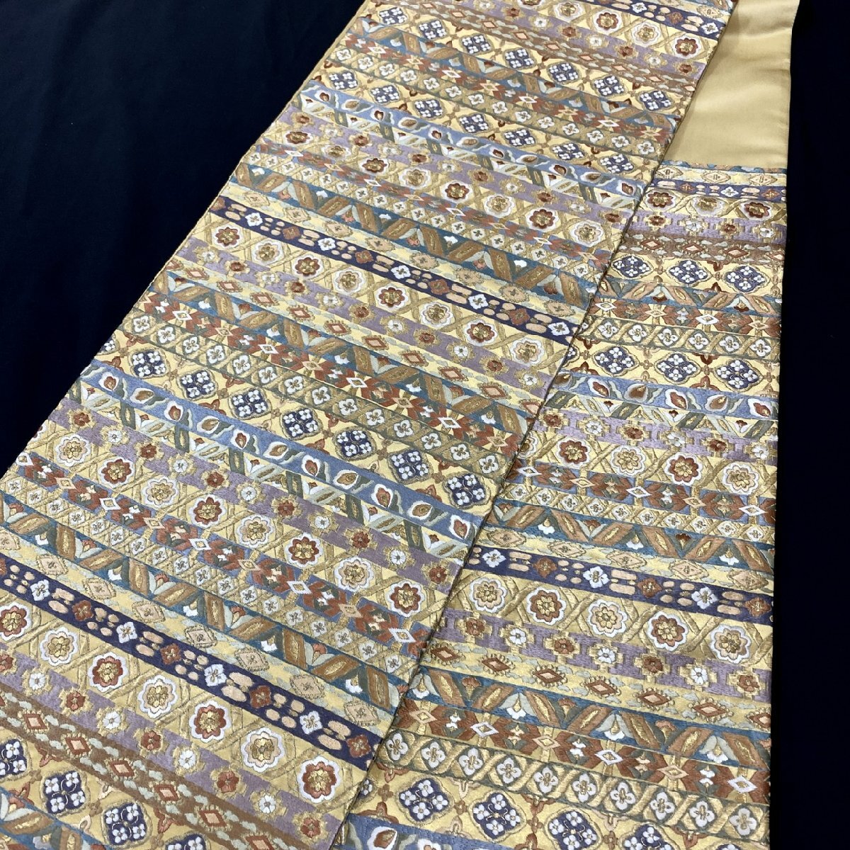 着物月花 総刺繍 蘇州刺繍 引箔 装飾華文様 袋帯 六通柄 正絹 着物月花 総刺繍 蘇州刺繍 引箔 装飾華文様 袋帯 六通柄 正絹