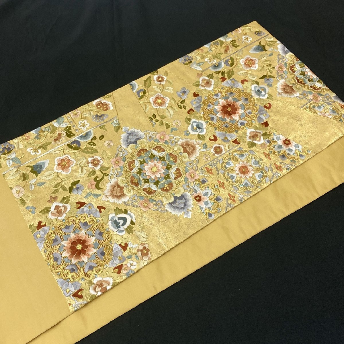 着物月花 総刺繍 蘇州刺繍 引箔 装飾華文様 袋帯 六通柄 正絹 金 着物月花 総刺繍 蘇州刺繍 引箔 装飾華文様 袋帯 六通柄 正絹 金