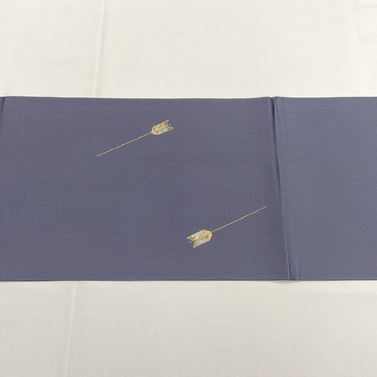 着物月花 螺鈿細工 金彩 矢羽根 9寸名古屋帯 お太鼓柄 正絹 着物月花 螺鈿細工 金彩 矢羽根 9寸名古屋帯 お太鼓柄 正絹