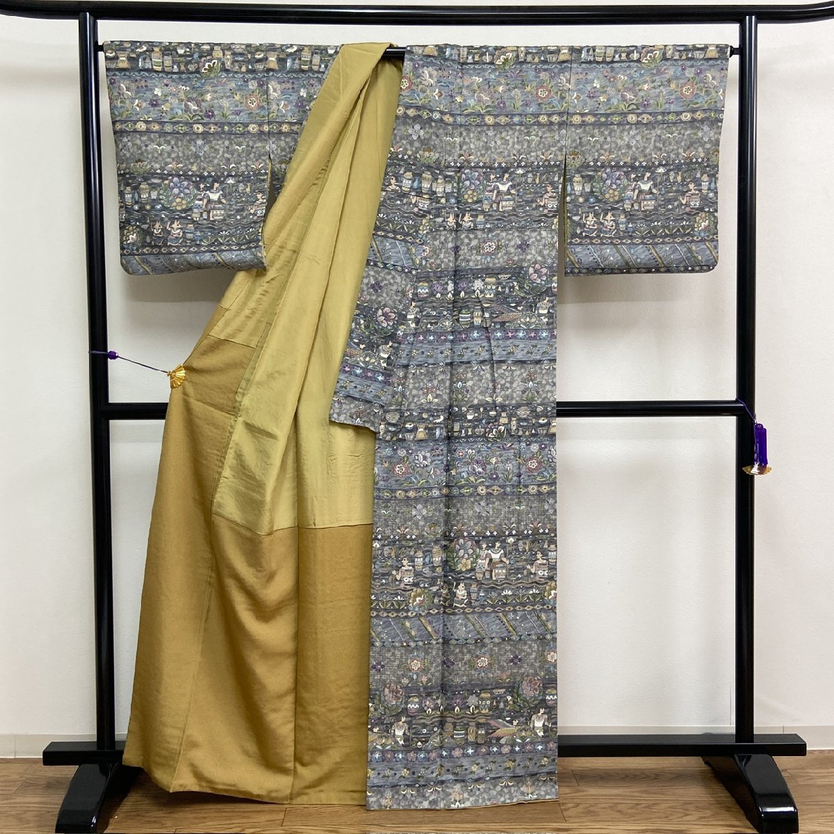 着物月花 作家物 総刺繍 仙頭刺繍 蘇州刺繍 装飾文様 コプト文様 着物月花 作家物 総刺繍 仙頭刺繍 蘇州刺繍 装飾文様 コプト文様
