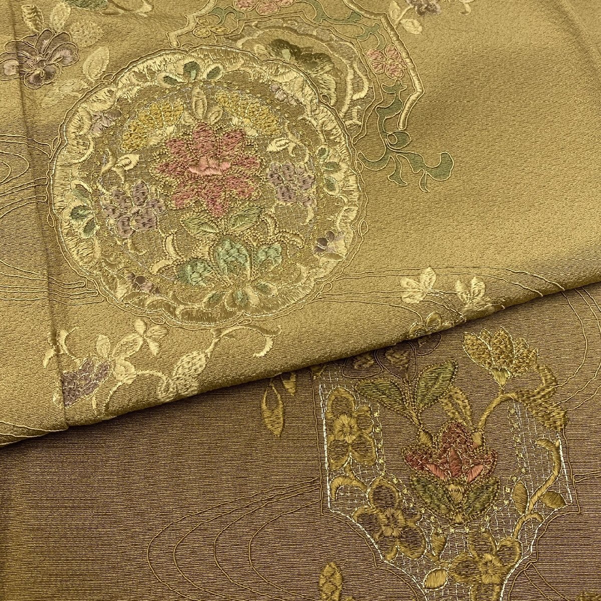 着物月花 総刺繍 蘇州刺繍 金駒刺繍 ぼかし染 装飾華鳥文様 訪問 着物月花 総刺繍 蘇州刺繍 金駒刺繍 ぼかし染 装飾華鳥文様 訪問