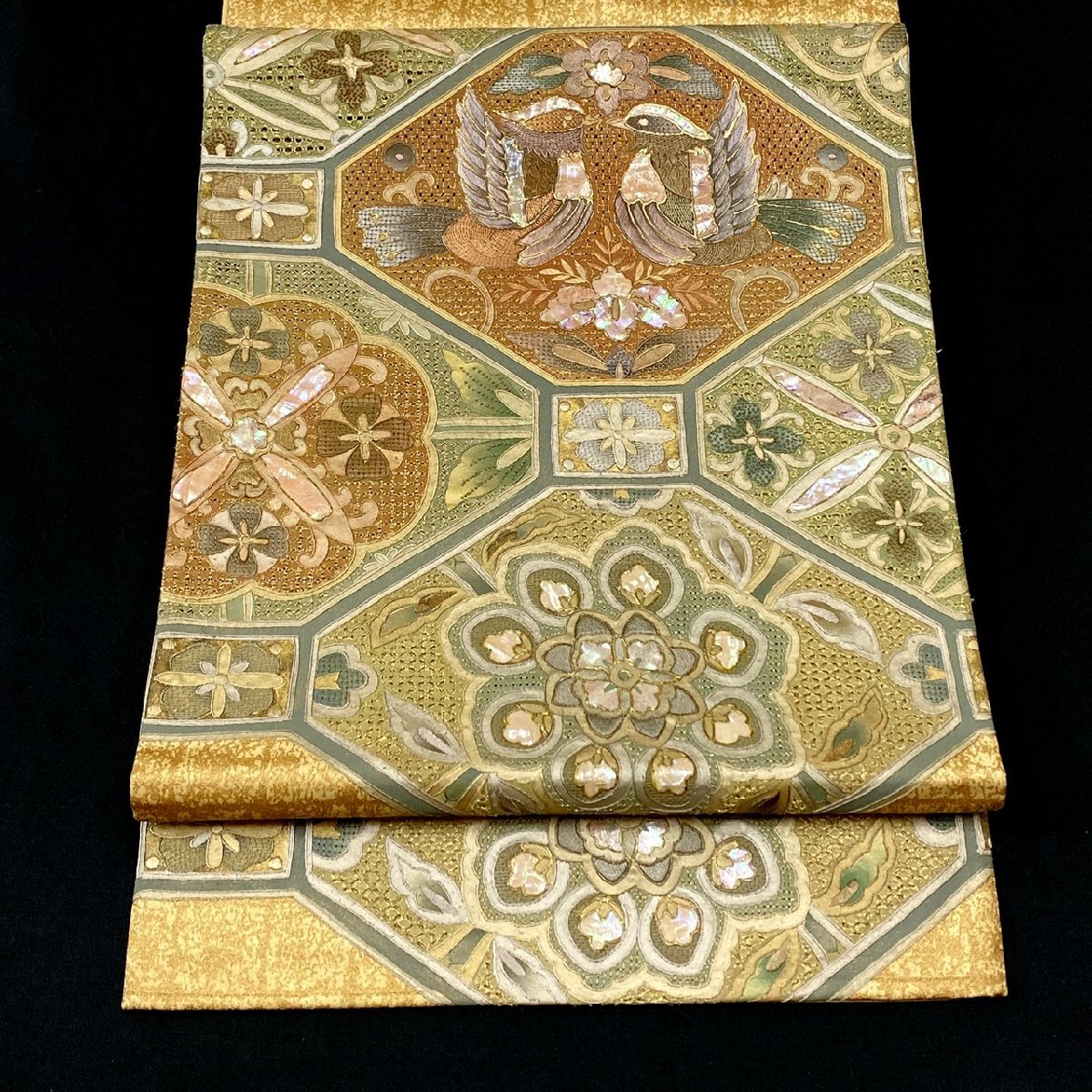 着物月花 三大総刺繍 相良刺繍 仙頭刺繍 蘇州刺繍 螺鈿細工 引箔 着物月花 三大総刺繍 相良刺繍 仙頭刺繍 蘇州刺繍 螺鈿細工 引箔