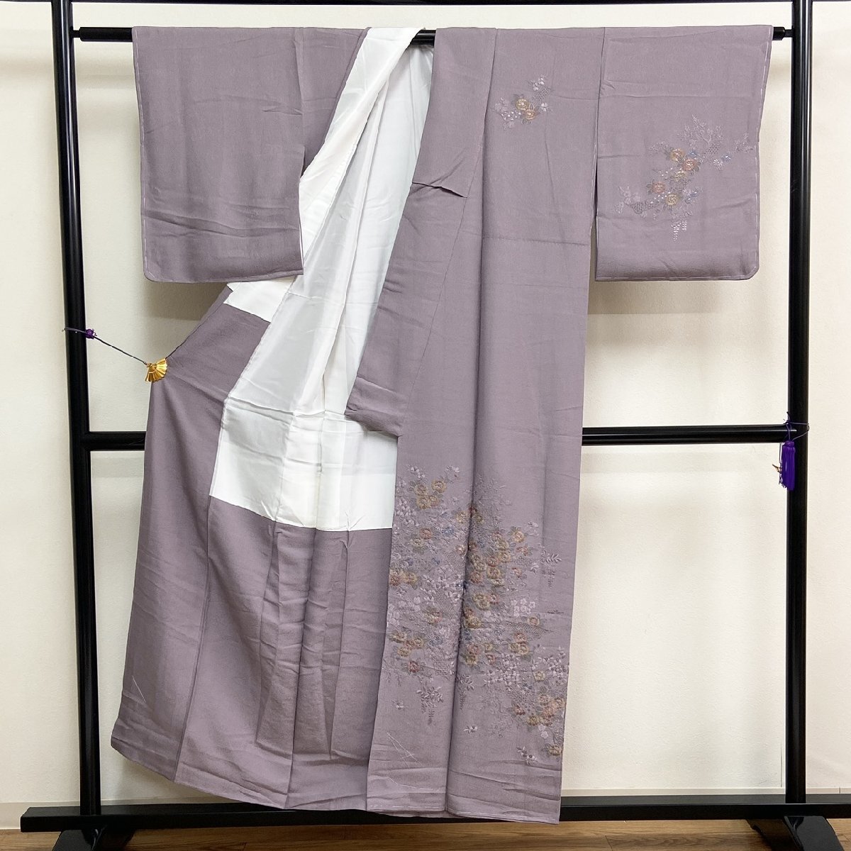 着物月花 総刺繍 仙頭刺繍 蘇州刺繍 品のある花 訪問着 未使用品 着物月花 総刺繍 仙頭刺繍 蘇州刺繍 品のある花 訪問着 未使用品