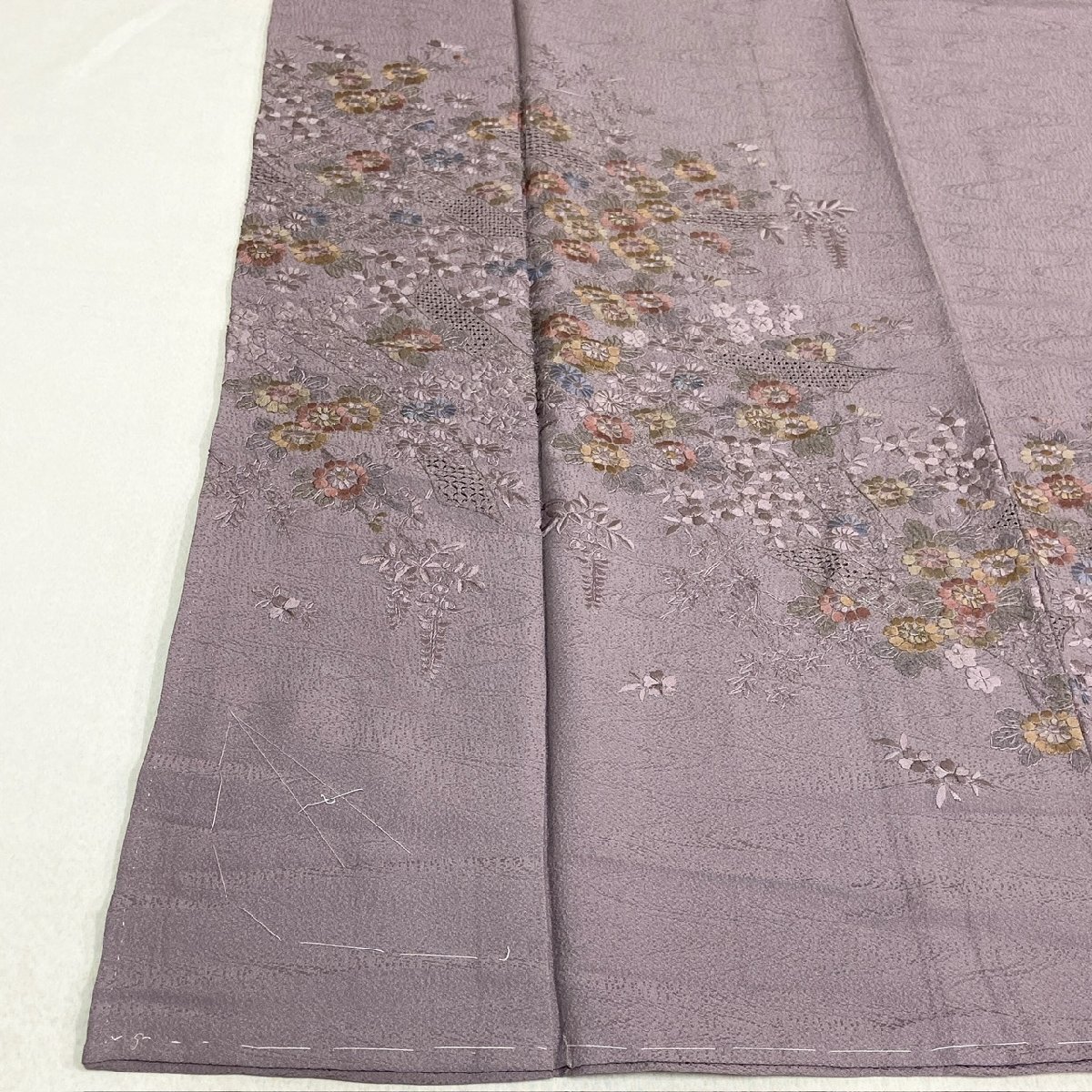 着物月花 総刺繍 仙頭刺繍 蘇州刺繍 品のある花 訪問着 未使用品 着物月花 総刺繍 仙頭刺繍 蘇州刺繍 品のある花 訪問着 未使用品