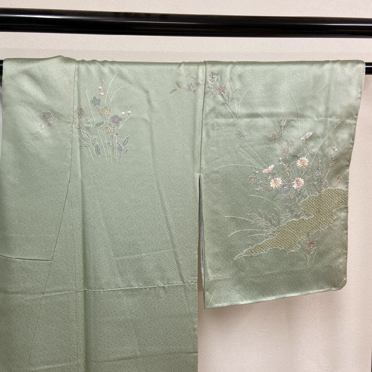 着物月花 三大総刺繍 仙頭刺繍 蘇州刺繍 相良刺繍 ぼかし染 品の 着物月花 三大総刺繍 仙頭刺繍 蘇州刺繍 相良刺繍 ぼかし染 品の