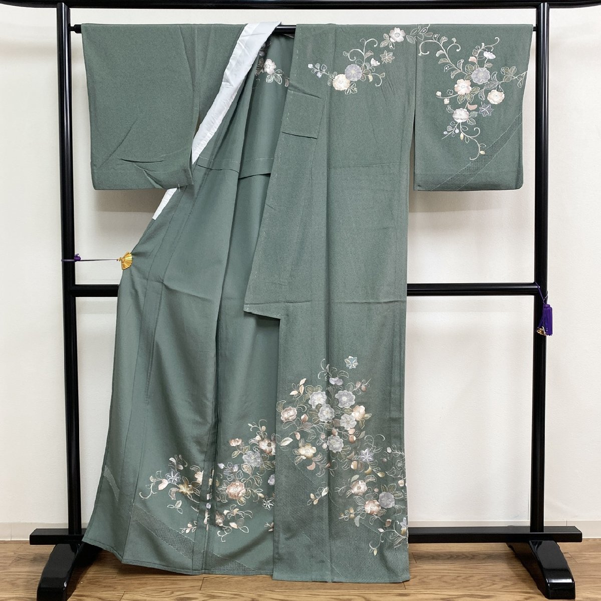 着物月花 三大総刺繍 蘇州刺繍 相良刺繍 仙頭刺繍 品のある花 単 着物月花 三大総刺繍 蘇州刺繍 相良刺繍 仙頭刺繍 品のある花 単