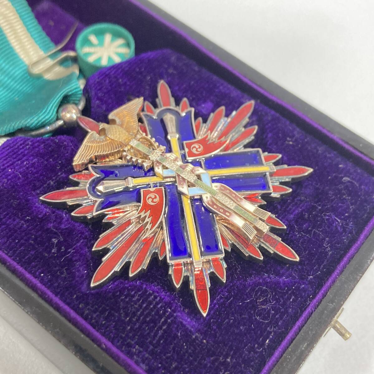 3751 功五級金鵄勲章 現状品・ジャンク品 ☆1スタ 微章 記章 旧 3751 功五級金鵄勲章 現状品・ジャンク品 ☆1スタ 微章 記章 旧