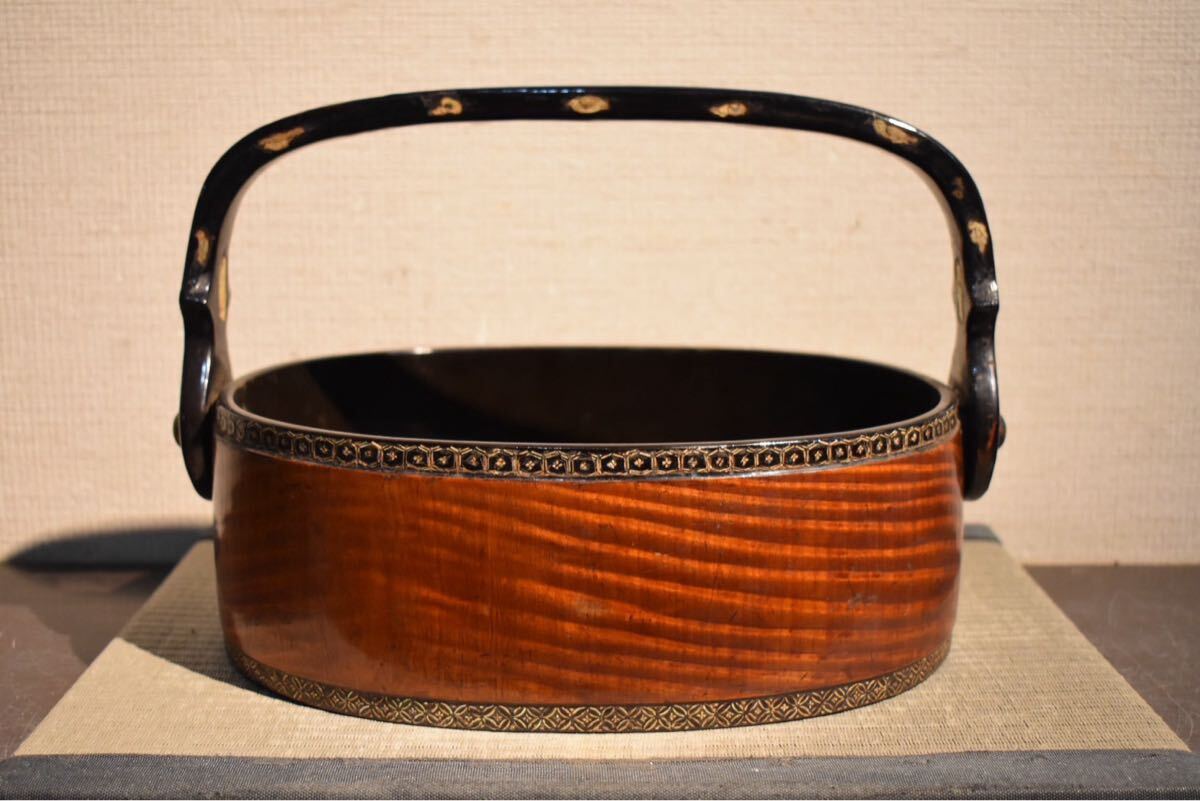 GE】M474【コレクター所蔵品】時代 唐物螺鈿小判形莨盆/中国美術 GE】M474【コレクター所蔵品】時代 唐物螺鈿小判形莨盆/中国美術