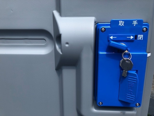 仮設トイレ 新品 アウトレット 洋式 軽水洗トイレ 陶器便器 手 仮設トイレ 新品 アウトレット 洋式 軽水洗トイレ 陶器便器 手