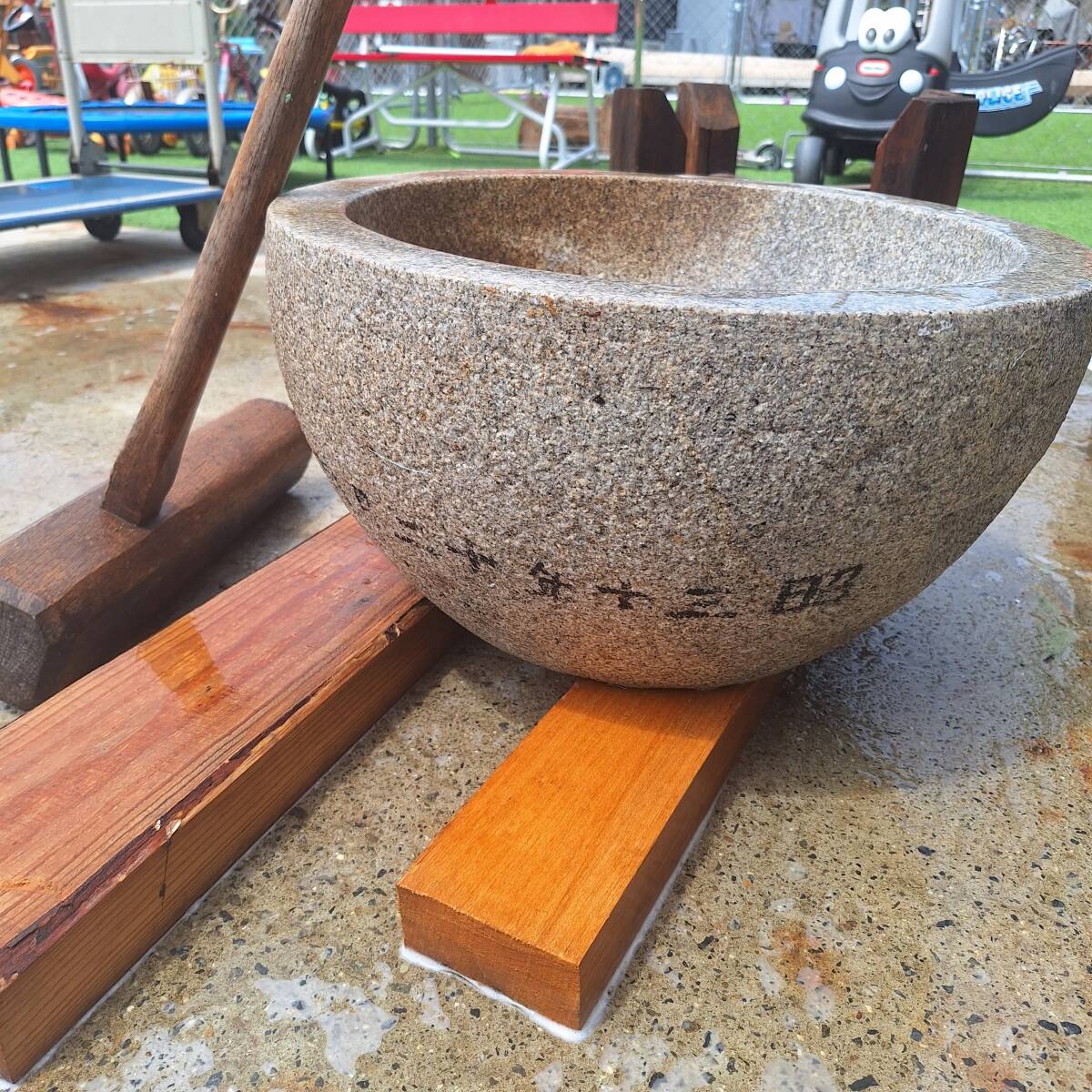 石臼 杵 台 セットで 愛知 引き取り限定 餅つき(正月)|売買され 石臼 杵 台 セットで 愛知 引き取り限定 餅つき(正月)|売買され