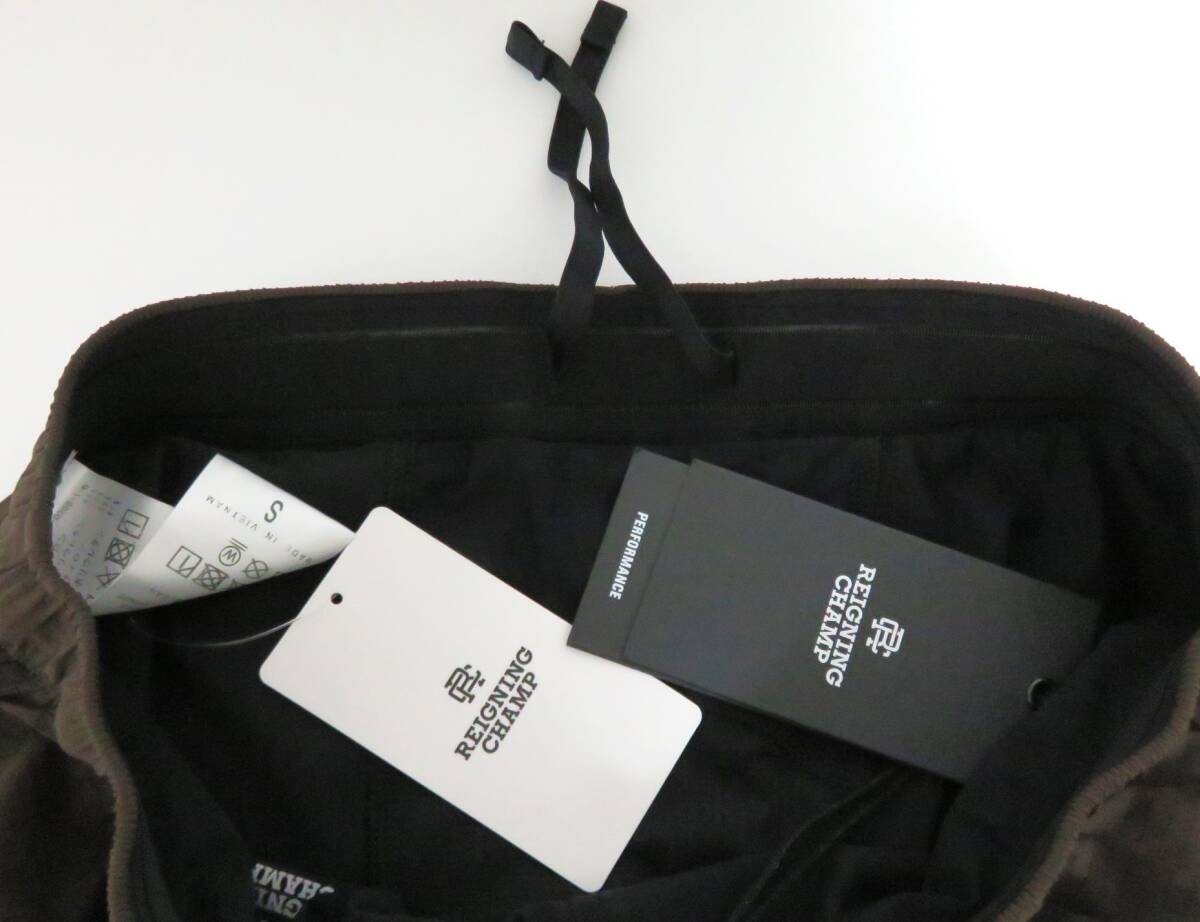 REIGNING CHAMP DOT AIR RUNNING SHORT S ブラウン レイニング