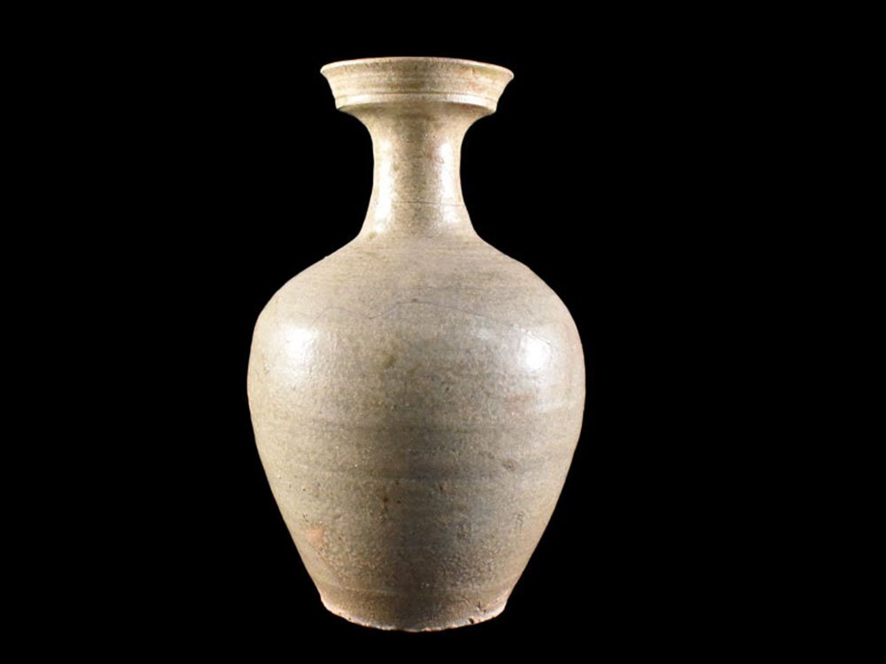 雲】某収集家放出品 韓国 李朝 白釉花瓶 飾壺 高さ25.3cm 古美術 雲】某収集家放出品 韓国 李朝 白釉花瓶 飾壺 高さ25.3cm 古美術