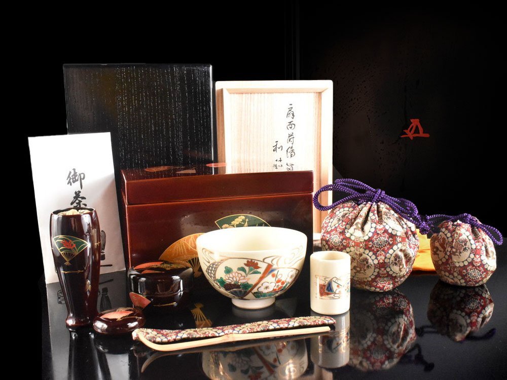 雲】某名家買取品 中村宗哲 扇面蒔絵茶箱 一式 箱付 古美術品 雲】某名家買取品 中村宗哲 扇面蒔絵茶箱 一式 箱付 古美術品